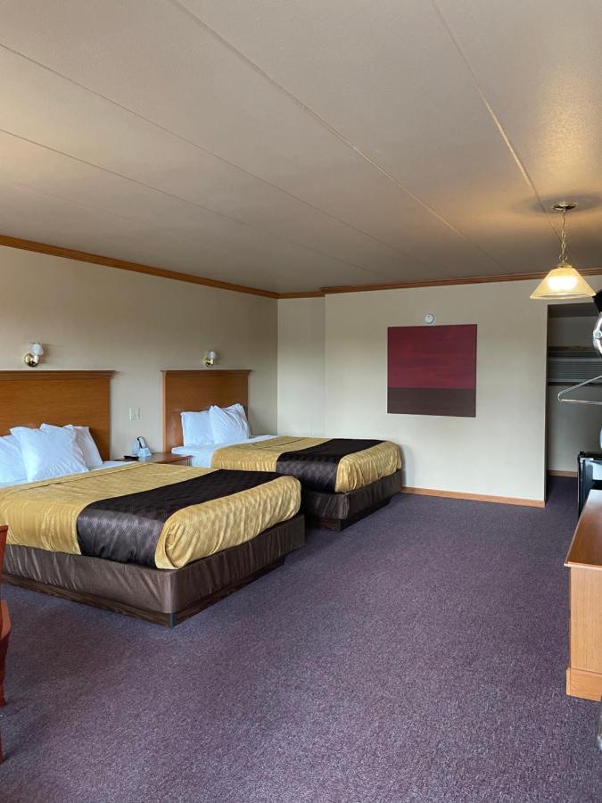 Amber'S Inn And Suites Wisconsin Dells Buitenkant foto