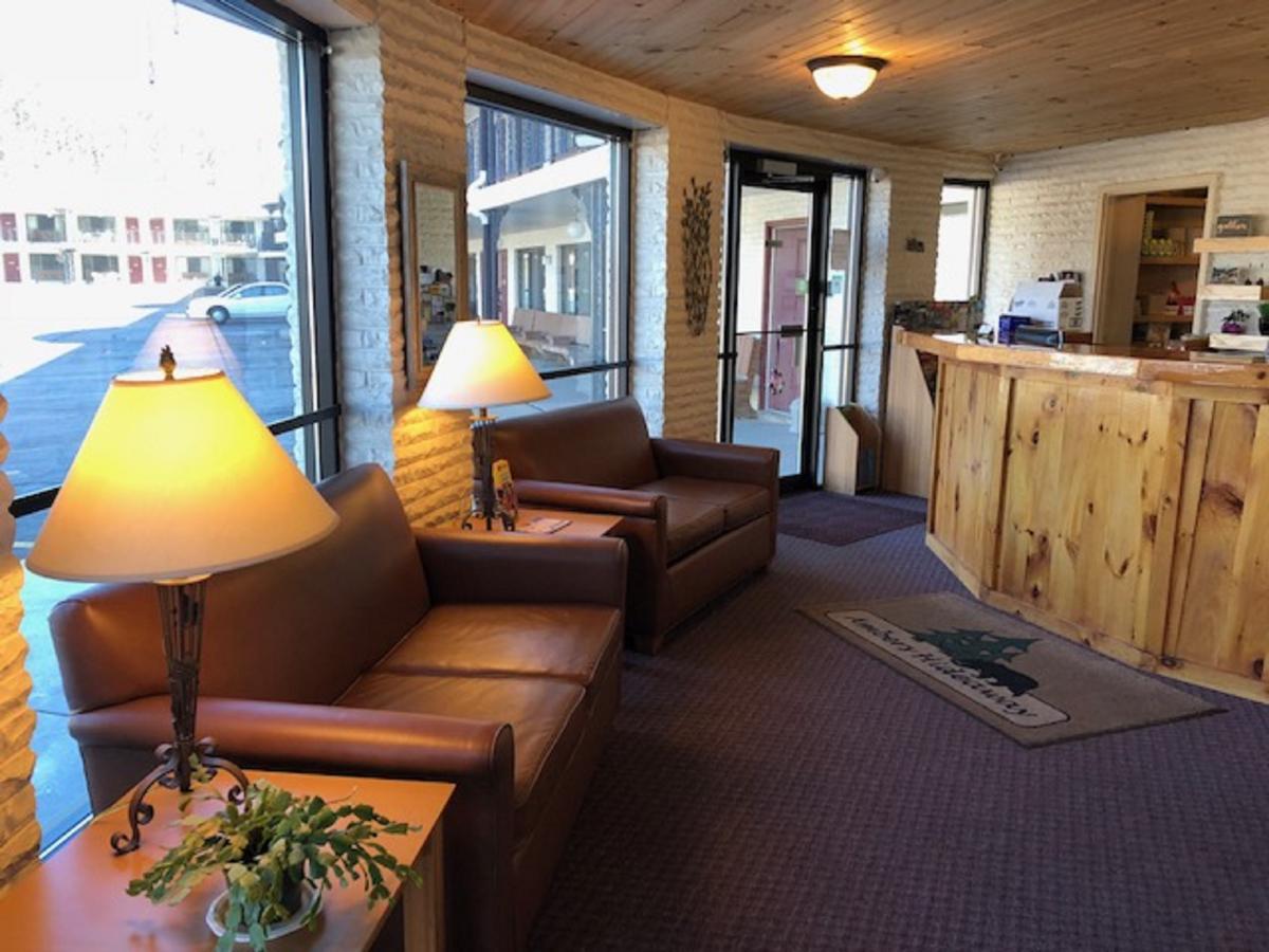 Amber'S Inn And Suites Wisconsin Dells Buitenkant foto